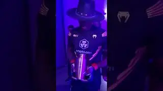 Israel Adesanya walks out to Undertaker😎theme song #mma#ufc#wwe #undertaker#israeladesanya#usa#ufc4