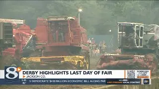 Demolition Derby highlights final day of Jackson County Fair