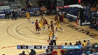 Julyan Stone posts 12 points & 10 assists vs. the Charge