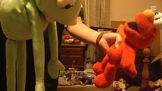 Kermit got sick #kermitthefrog #meme #funny #funnymemes #elmo #plushies #puppet #drifter #skit