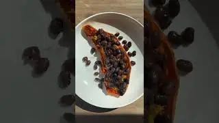 Baked sweet potato topped #veganhomecook #sweetpotatoes #sweetpotator~