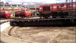 Locomotive turning circle