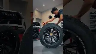Hilux GRS Malaysia Version upgraded Cosmis Devil 20 Inch Offset -44 Rims BF Goodrich KO3 3055520