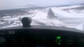 Diamond DA40 - Touch and go at ESGP