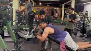 Bicep spider curl with machine 💪✨️