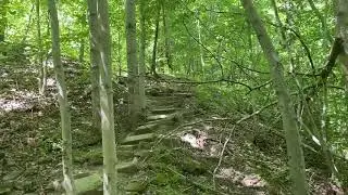 Hiking at the Deep Lock Quarry
