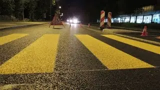 SIGNAL AG 2016 - Kleinmarkierung Fussg&auml;ngerstreifen in der Nacht