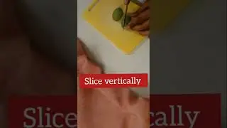 How to slice Feijoas | Quick Demo by An Acquired Chef