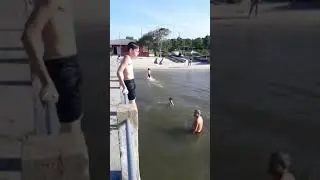 Pulando no Mar