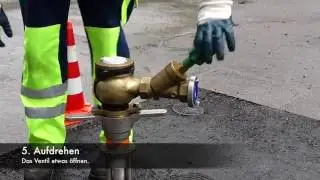 Anleitung - So montieren Sie ein Standrohr! Von GELSENWASSER TV