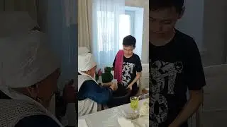 Баталы ер - арымас. Ұлымды қолға су құюға үйретіп...