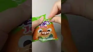 Teddy Bear Jelly Gummies Unwrapping: A Sweet Surprise Awaits!