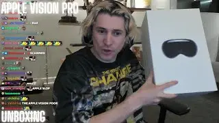 xQc распаковывает Apple Vision Pro