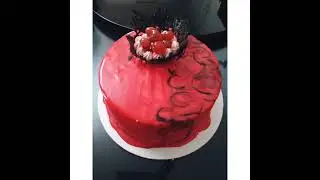 Red Bee cake ❤