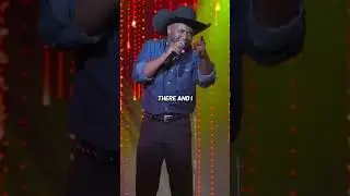 This had laughing so hard after the show friendsinlowplaces #countryartists #garthbrooks
