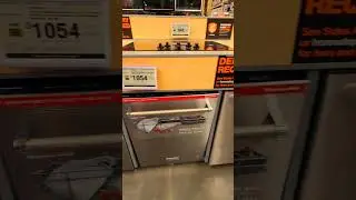 #Dishwasher lineup @ #HomeDepot good service on Sat night but don't the prices seem over the top?