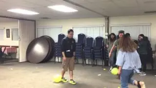 Balloon leg fight