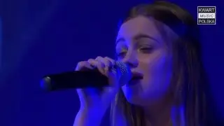 Julia Bojur 