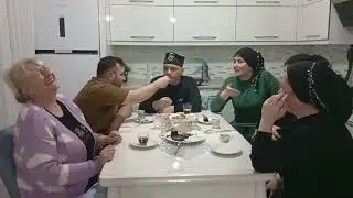 MİSAFİRLERİMİZ GELDİ.ALLAH GÜLMEKTEN AYIRMASIN. 