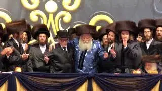 Bobov Ruv Dancing with Hanugid R&rsquo; Izzy Englander at the Grand Bobov Wedding