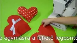 Varrás - Varrótanfolyam - Hogyan varrjunk szív alakú párnahuzatot?