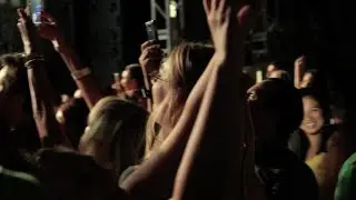 Concert Crowd #03 - Free Stock Footage - Frontman Media