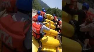 Rafting🚣&zwj;♂️🚣&zwj;♂️🏄&zwj;♂️ #rishikesh#uttarakhand#rafting #like#mountains#enjoy#new #views#travel