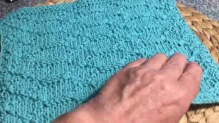 Waschlappen stricken-kleine und große Waben , ein Strukturmuster mit rechten und linken Maschen