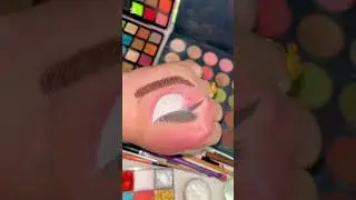 Pink Barbie eyemakeup tutorial look in today&rsquo;s live #eyemakeup #softglamlook #viralshorts #eyes