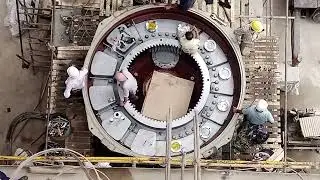 Thrust pad re assembly in Lm 56.4 flender gearbox