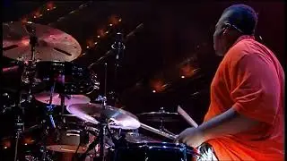 Aaron Spears - Modern Drummer Festival 2006 Performance (HQ)