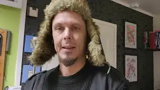 uuden pilkkijigin esittelyä. Uintivideota ja kuinka se synty.
