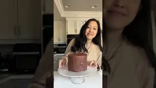 Paleo Chocolate Cake with Chocolate Ganache