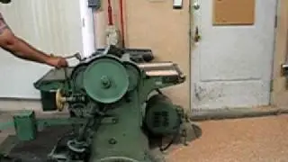 1912 Crescent Model 218 18 inch Variable Feed Planer