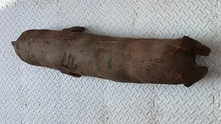 Cleaning long plush toys