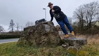 Justus Unterwegs Das Denkmal von der  ehemaligen Gaubahn in Gauk&ouml;nigshofen Landkreis W&uuml;rzburg