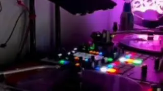 SCREW RADIO &bull; LIVE CHOPPED AND SCREWED FROM DJ INDIANA