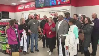 Casey's General Store opens in East Moline