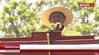 Pulezidenti Museveni anoonyezza akalulu e Kole ne Lira:Alagidde okuliyirira abaakosebwa olutalo.
