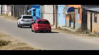 Volkswagen GTi Rojito. Lo siento Wilson.
