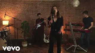 Clara Bond - Does Your Girlfriend Know You're Single (Live in Session)
