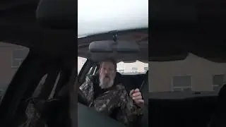 Сегодня в мире Карла как раз тот день, когда хочется двойного ржаного хлеба 🌎