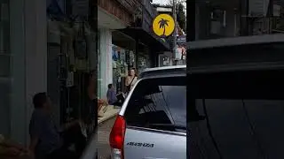 Walking around jalan raya ubud