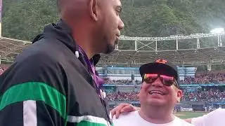 Lo mejor de la Serie del Caribe 2023: Jacuzzi en un estadio.