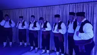 Pjevacka skupina Krcevljani-Pod Zabrđem majka me rodila