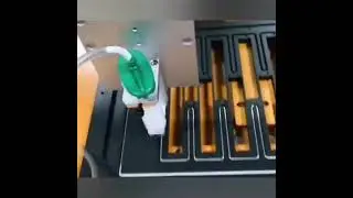 Three axis desktop fully automatic dispensing machine, suitable for precision dispensing operations