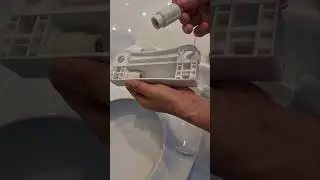 Cách sửa bồn cầu mất rơi êm, cách thay chốt nắp êm bồn cầu INAX