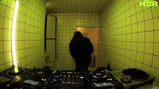 Earful of Wax - Low End Activist | H&Ouml;R - Mar 10 / 2022