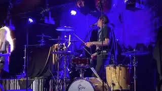 Slim Jim Phantom Trio - Rock This Town