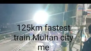 Non stop train fast speed se Multan city me entr hoty hue with ZCU 30 6352 🔥 🔥 🔥🔥🔥